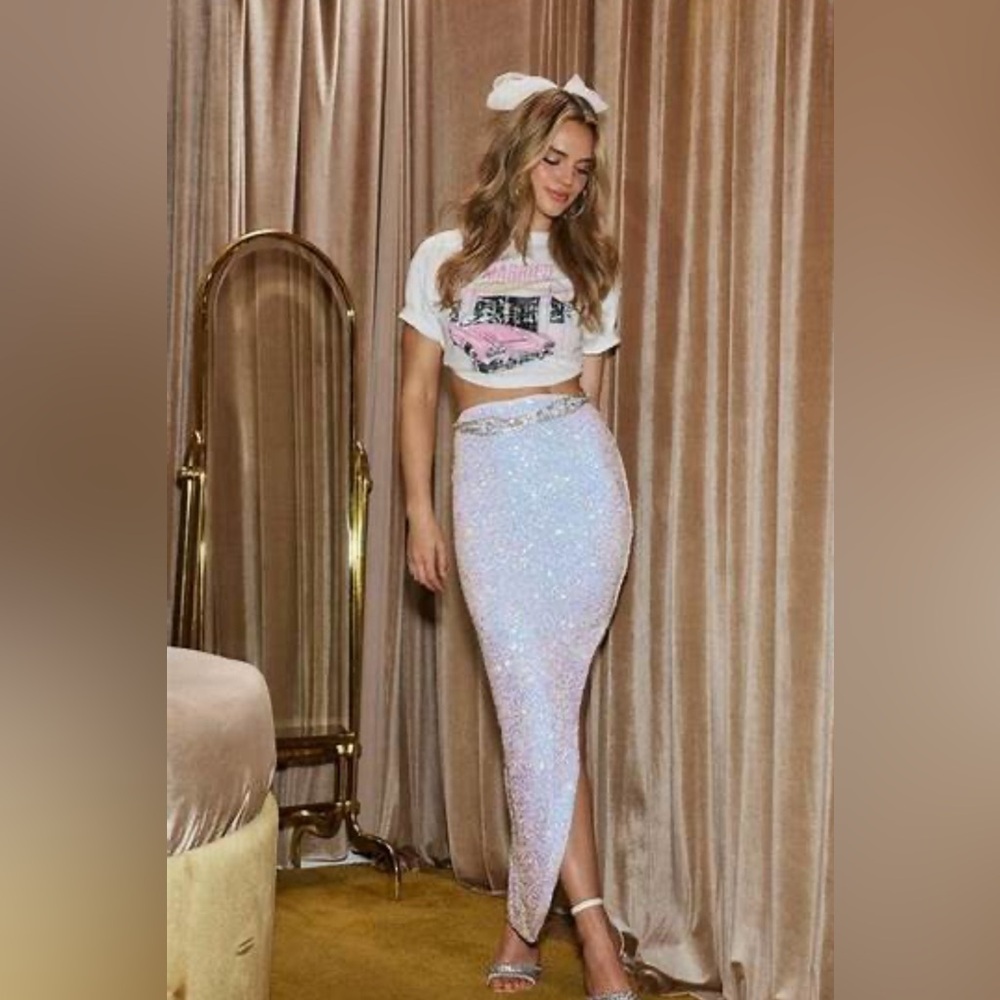 Reese Sequin Side Slit Maxi Skirt
L sold out